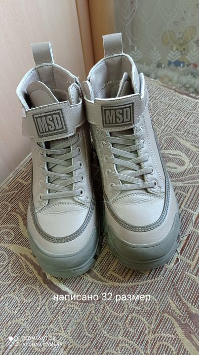 Обувь для девочки,размеры на фото.Цена за одни