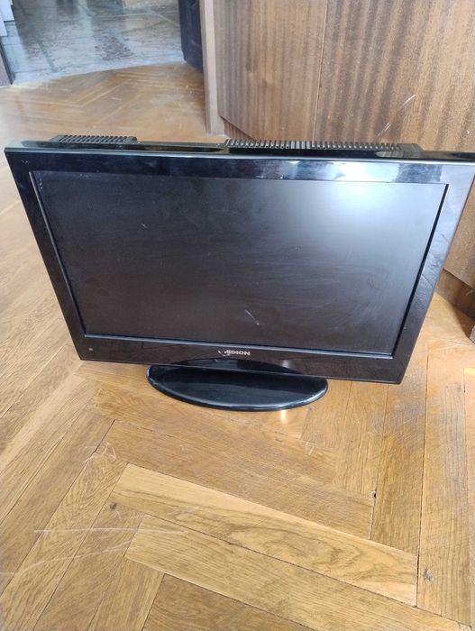 Работещ монитор в добро състояние