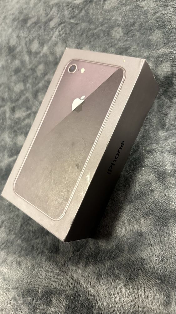 iPhone 8 64 gb space gray