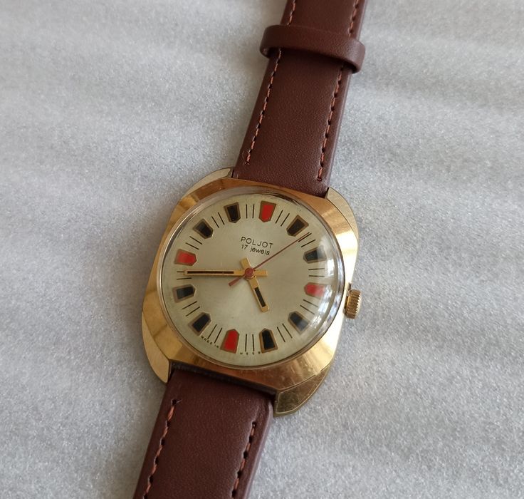 Продам наручные, мужские, часы  механические, подарки, винтаж.