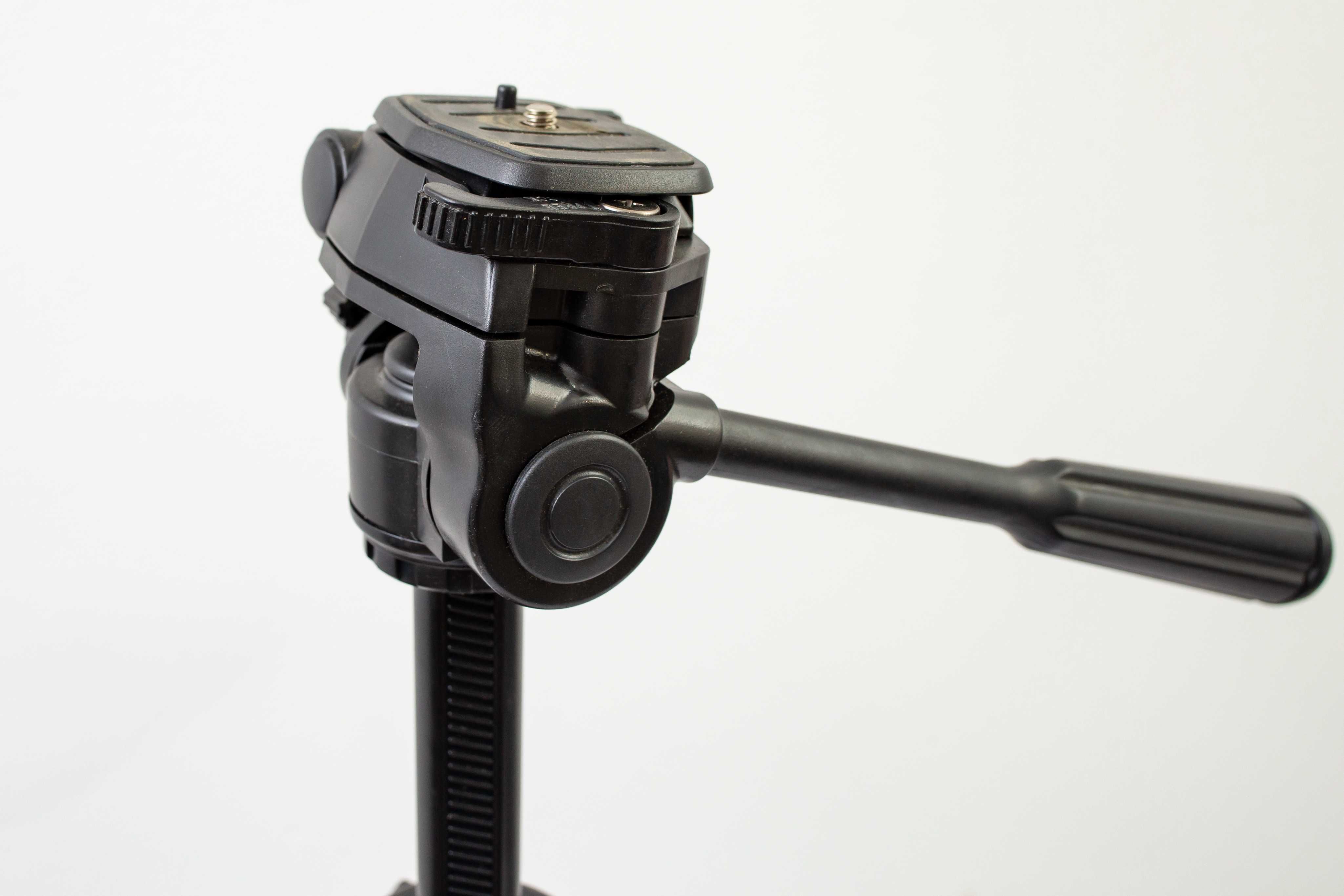 Trepied Velbon DF 50, foto-video