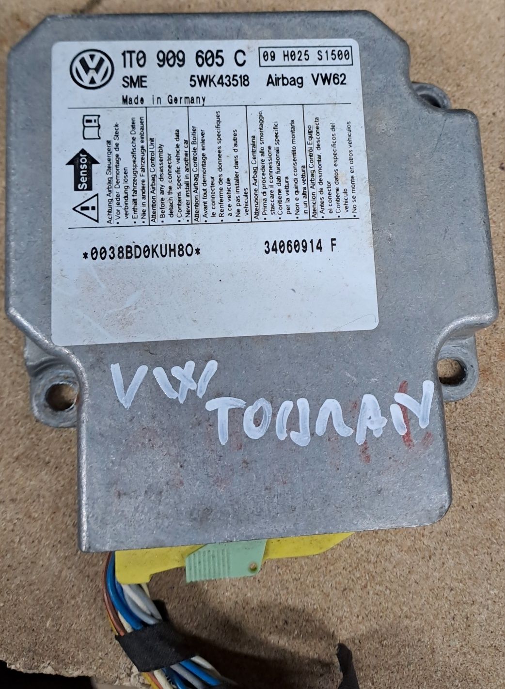 Calculator airbag VW Touran - 1T0909605C (1T0 909 605 C)