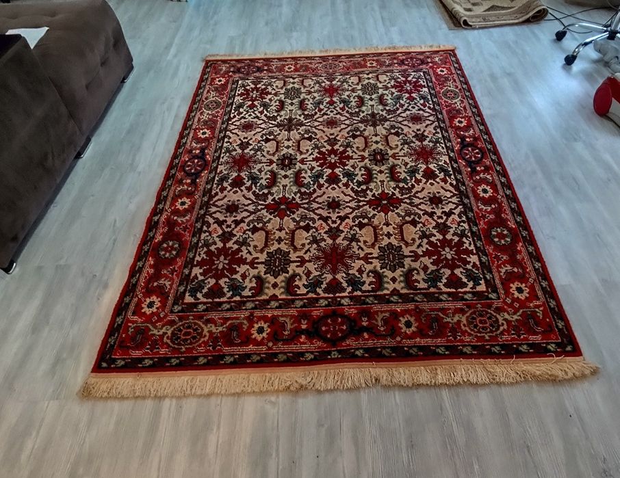 Covor lână in stil persan