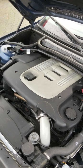 Vând schimb BMW  e46