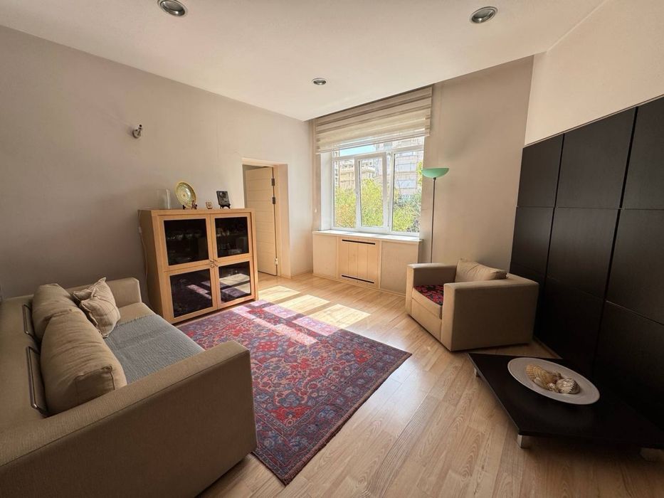 Квартира  кафе Bon  Ул. Чехова 3/3/3 74 кв.м