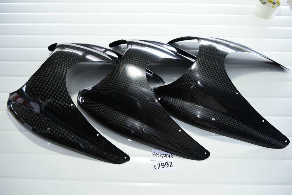 Parbriz Ducati Monster 400 600 750 carbon Performance