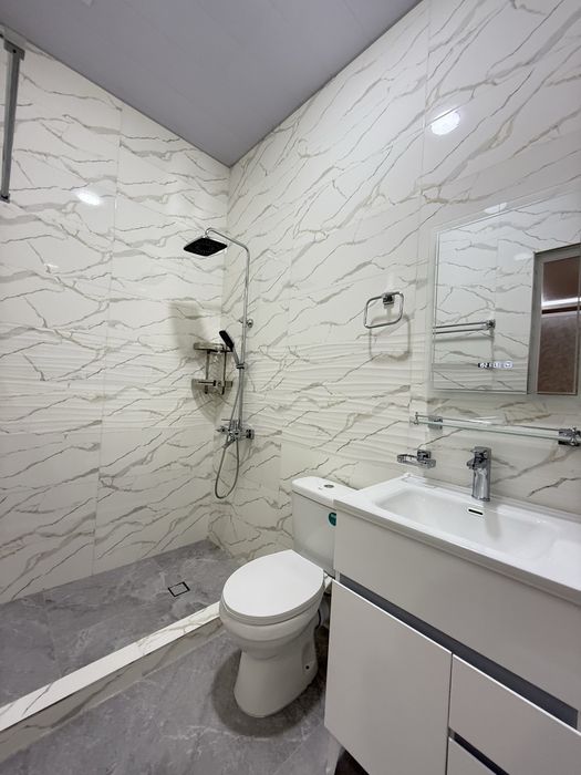 Продается участок срочно 2 сотых 5 комнат