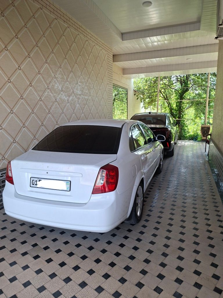 Lacetti Gentra 2012 mexanika arzon narxta