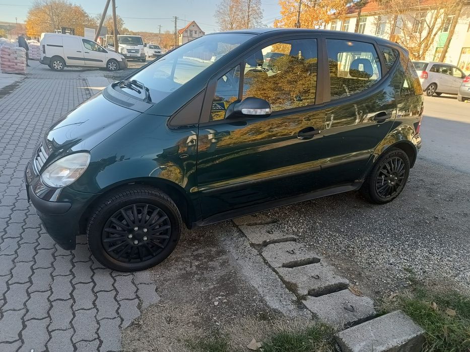 Vând Mercedes A class 1.4 benzina