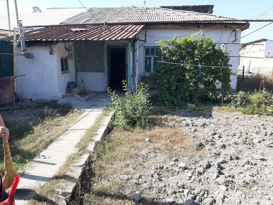 Продаётся дом с участком, 4 сотки в Зянгиате