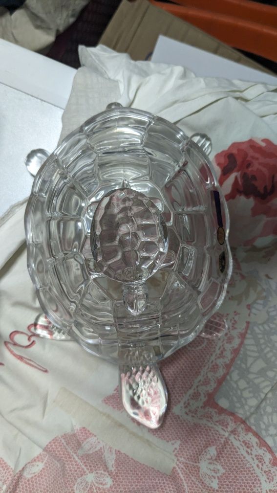 Caseta din cristal de bohemia - țestoasă cu pui