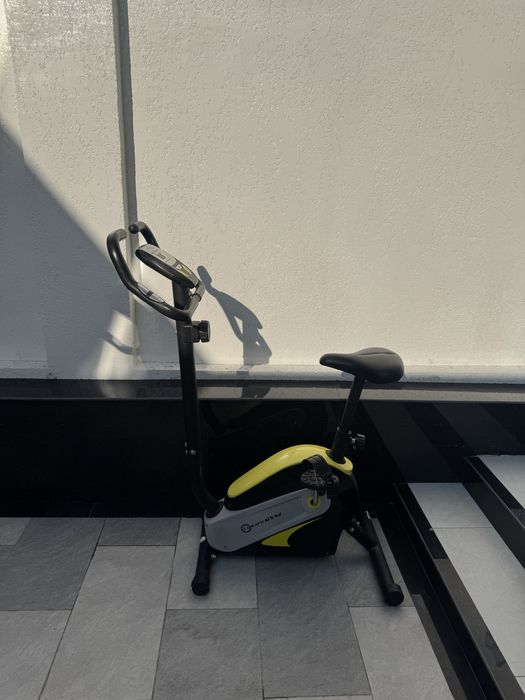 Велотренажер LifeGym