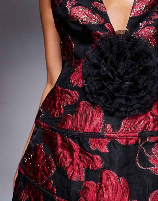 ASOS Luxe официална рокля