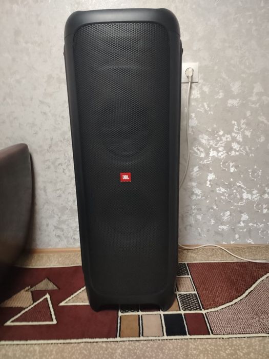 Колонка JBL 1000