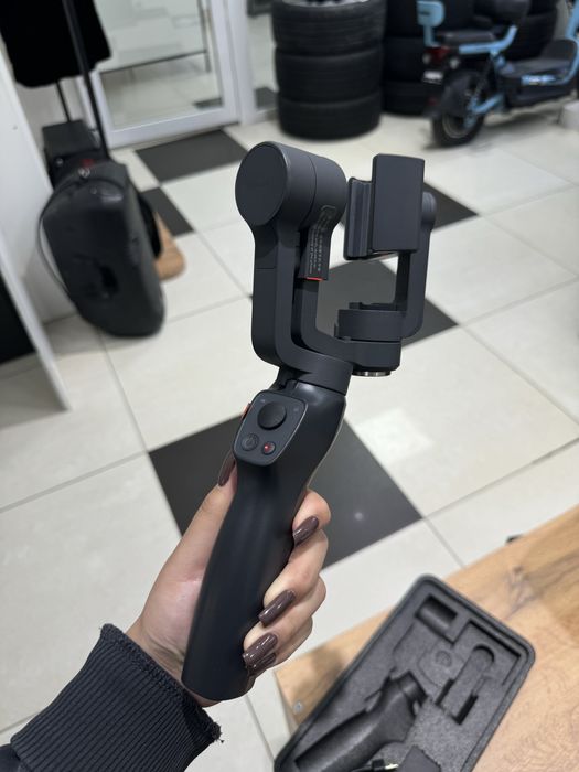 Baseus BC01 — стабилизатора