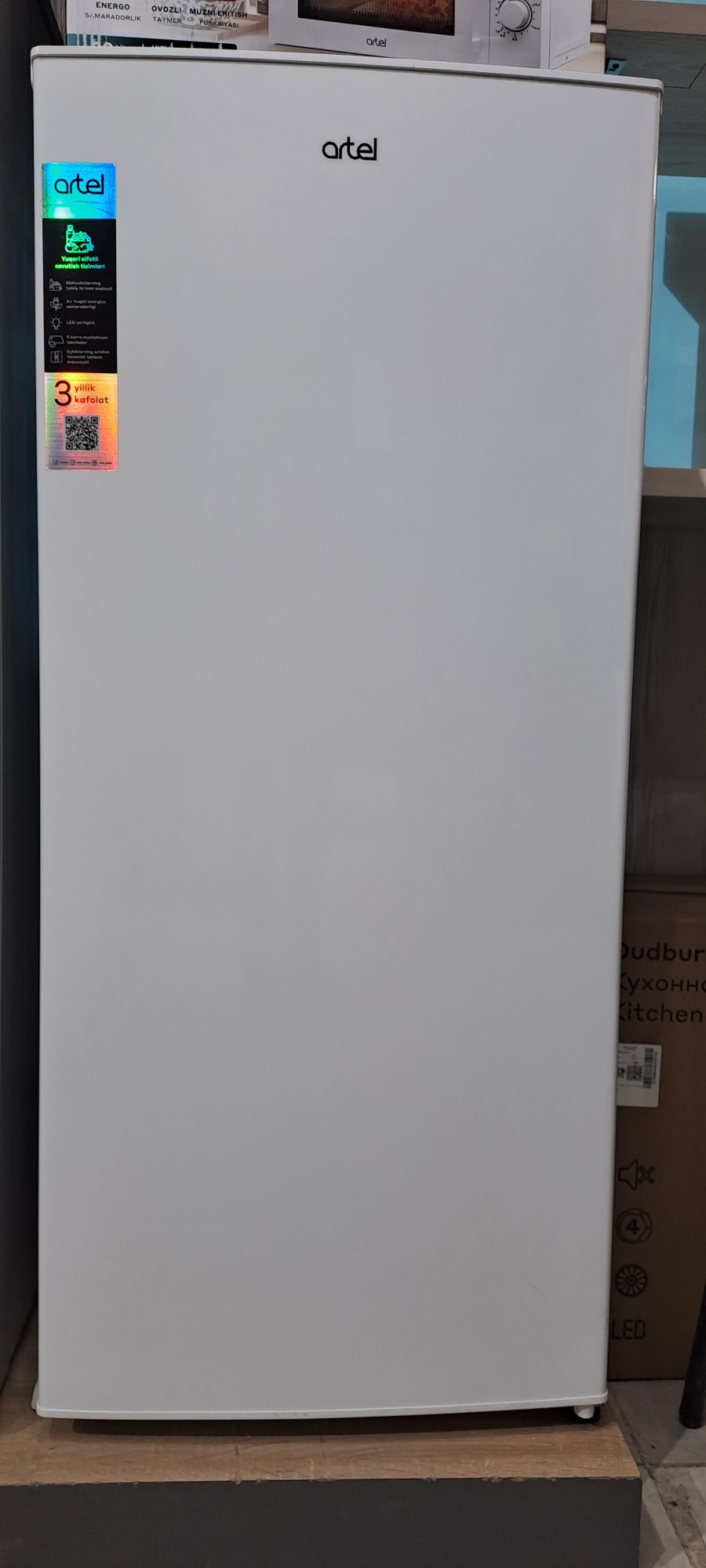 Xolodilnik artel HS228RND ECO