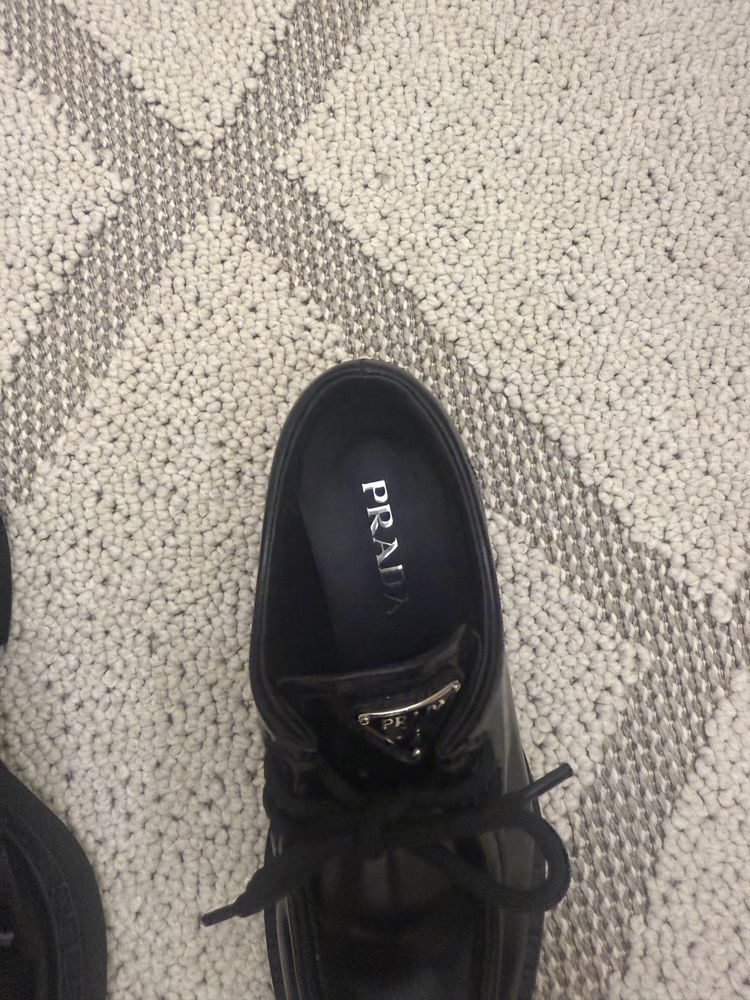 Prada loafers обувки