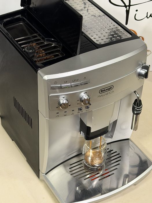 Кафемашина кафе автомат delonghi magnifica с гаранция