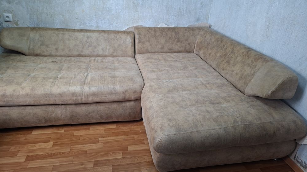 Продам диван уголок