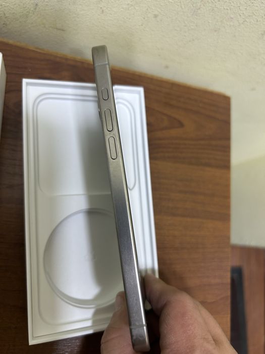 Продам iphone 15 pro max 512 gb