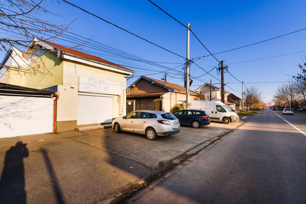 Vand sau inchiriez spatiu comercial