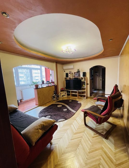 Apartament 3 camere - centrala proprie