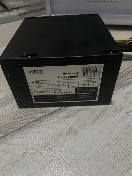 Carcasa pc + sursa pc 550w + hdd 1000GB + hdd 500 GB gratis