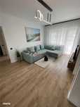 Apartament la cheie complet mobilat si utilat, bucatarie inchisa, etaj
