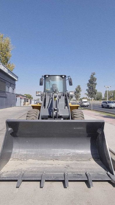 Оригинал фронтал погрузчик XCMG XC936 2.1m3 джойстик