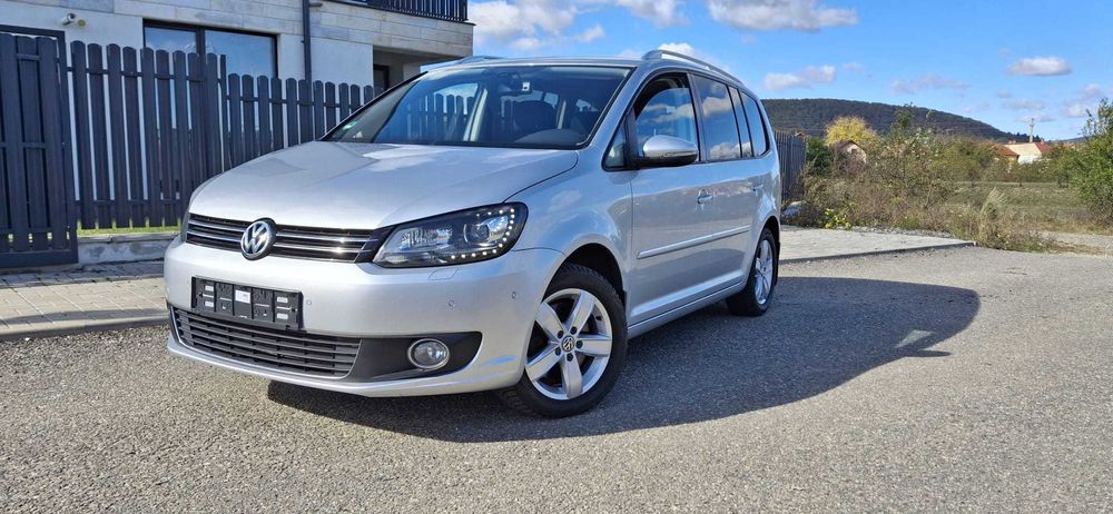 Vand Vw Touran ,an 2013,motor 2.0 Diesel,Euro 5