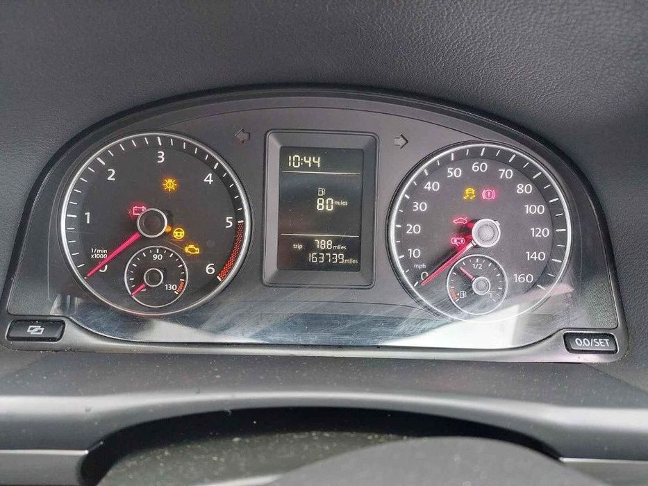 Pompa injectie Volkswagen Touran 2010 VAN 1.6 TDI