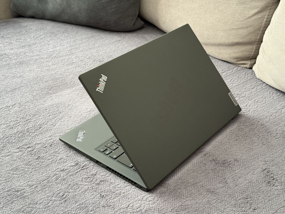 14’FHD IPS/i7-1185G7/16GB DDR4/Thinkpad T14s/256GB/