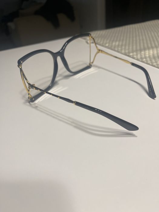 Vand ochelari gucci de vedefe sau de soare
