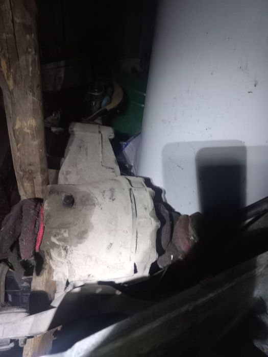 Редуктор на Ауди кватро комплект.  2.8л