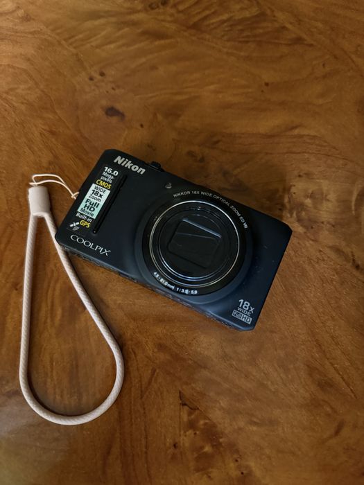 Nikon Coolpix S9200