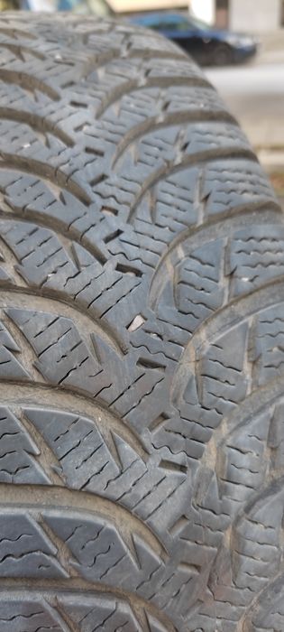 2бр зимни гуми кумхо 185/65/15