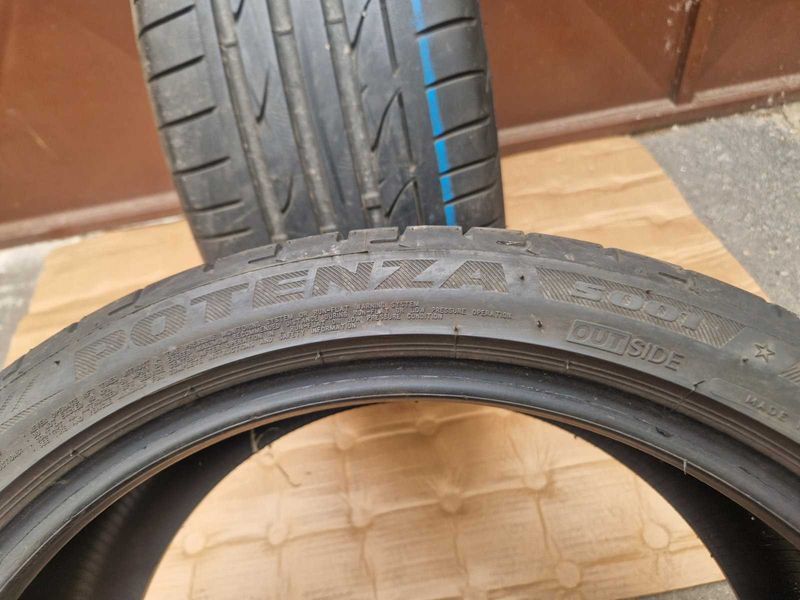 2 Bridgestone R18 245/35
летни гуми Runflat 
DOT4518