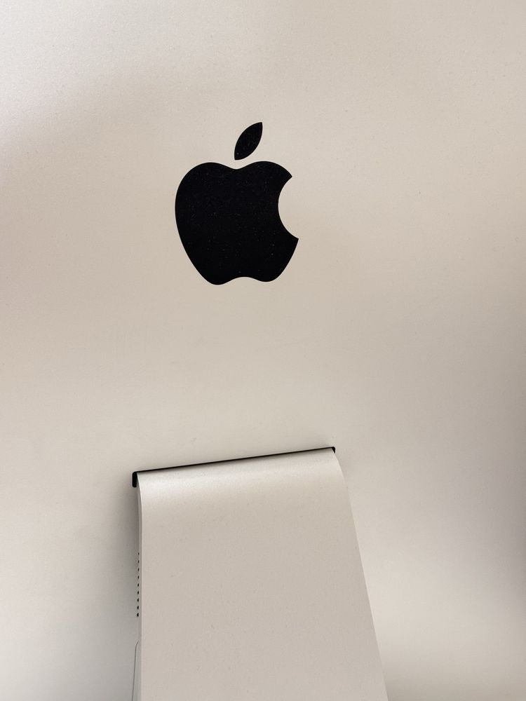 Настолен компютър iMac 27 с процесор® Quad Core™ i5