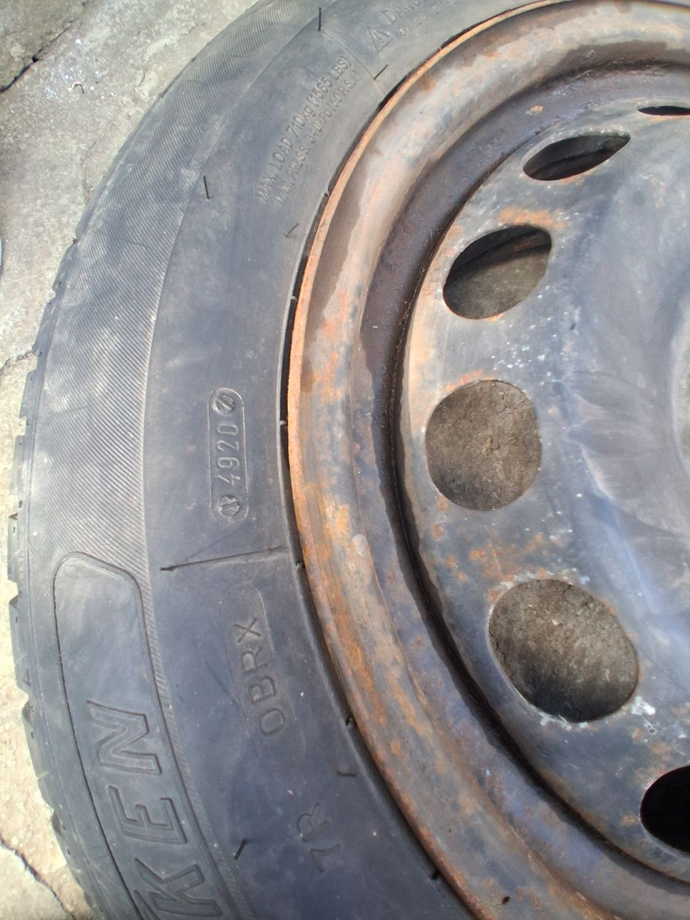 Гуми с джанти 205/60/r16 от Vw Sharan mk1