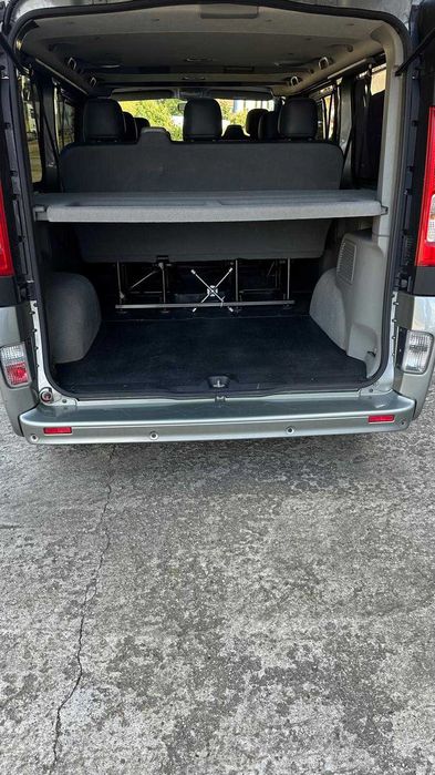 Renault Trafic Passenger, fab. 2013, motorizare 2.0/115 cp, 8+1 loc