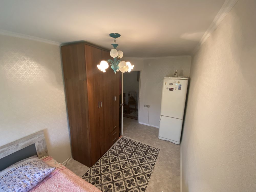 Продам квартиру 3х комнатную азаттык 42а