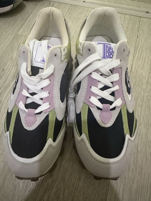 кроссы продам