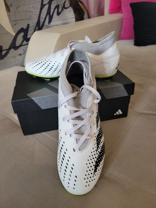 Детски футболни обувки