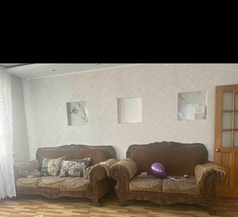 Диваны с креслом