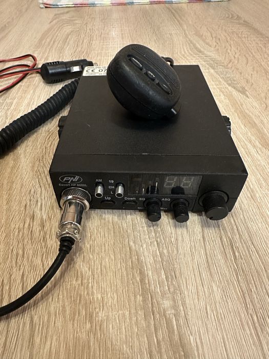 Statie CB PNI Escort HP 8000L + Antena Midland ML-145