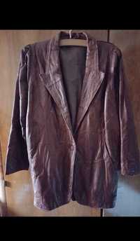 Jachetă/ geacă frumoasă de piele, mărimea M sau L