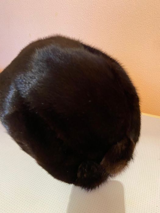 Продам норковую шапку