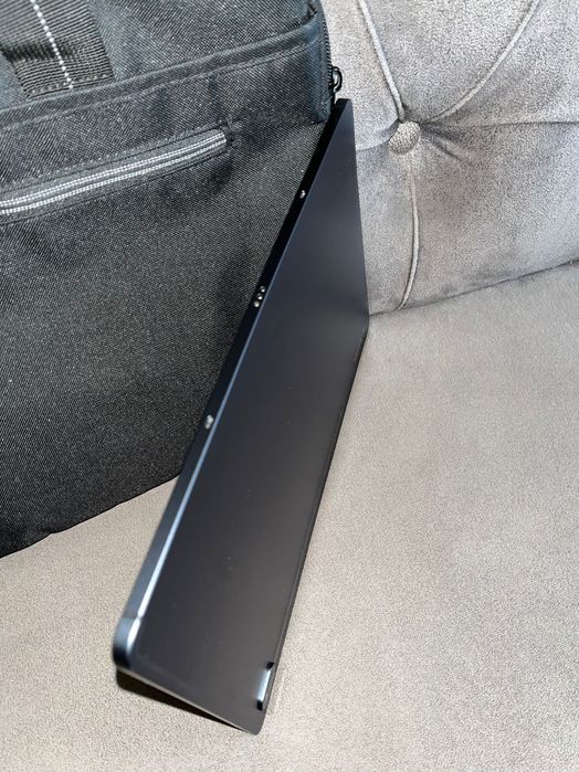 Таблет Самсунг С7 фе