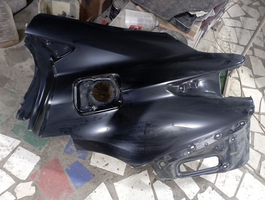 Продам заднее левое крыло Лексус 2017 года