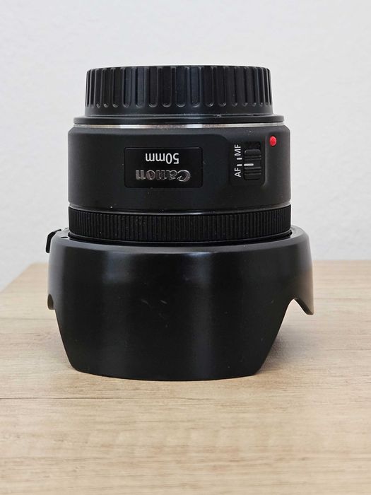 Canon EF 50 mm 1.8 STM + Adaptor EF-RF